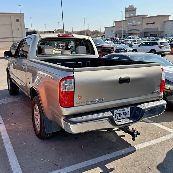 2006 Toyota Tundra - SR5 V8