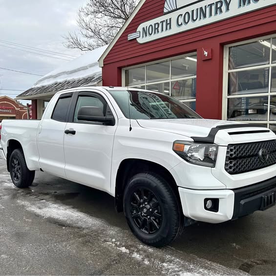 2019 Toyota Tundra - SR5 Pickup 4D 6 1\/2 ft