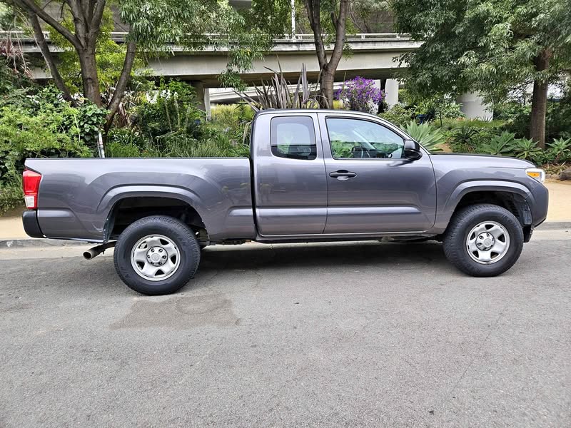 2017 Toyota Tundra Access Cab - Limited Pickup 4D 6 1\/2 ft