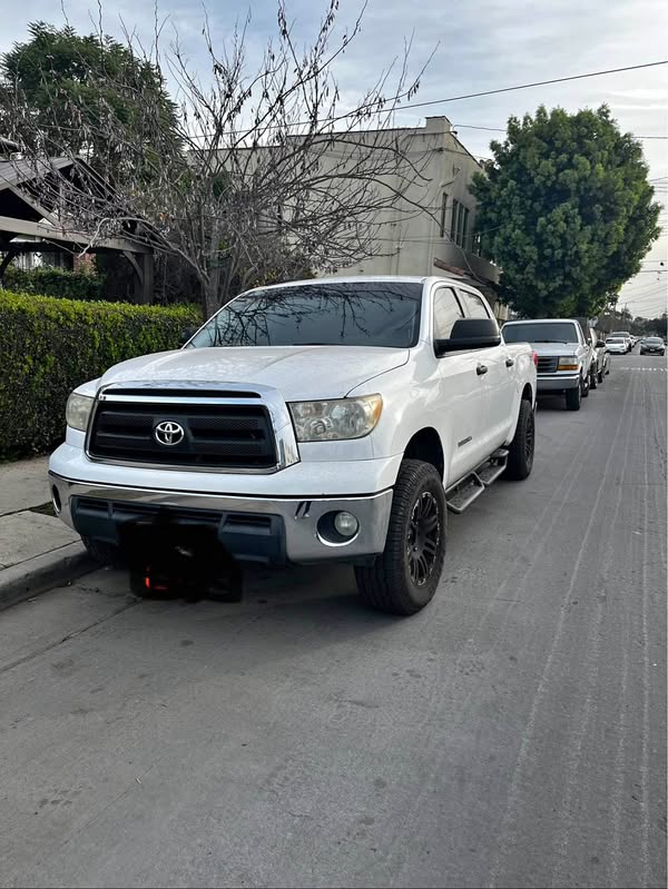 2011 Toyota Tundra - SR5 Pickup 2D 8 ft