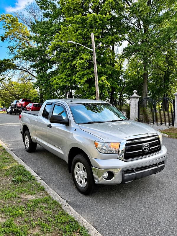 2013 Toyota Tundra Double Cab - Pickup 4D 6 1\/2 ft