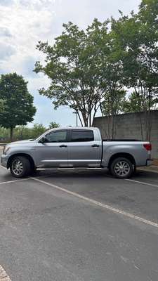 2011 Toyota Tundra - V8