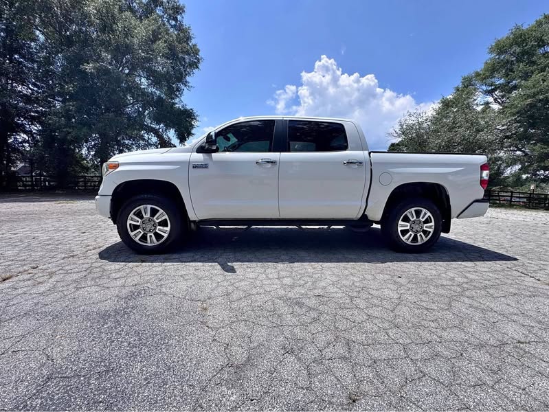 2014 Toyota Tundra CrewMax - Platinum Pickup 4D 5 1\/2 ft