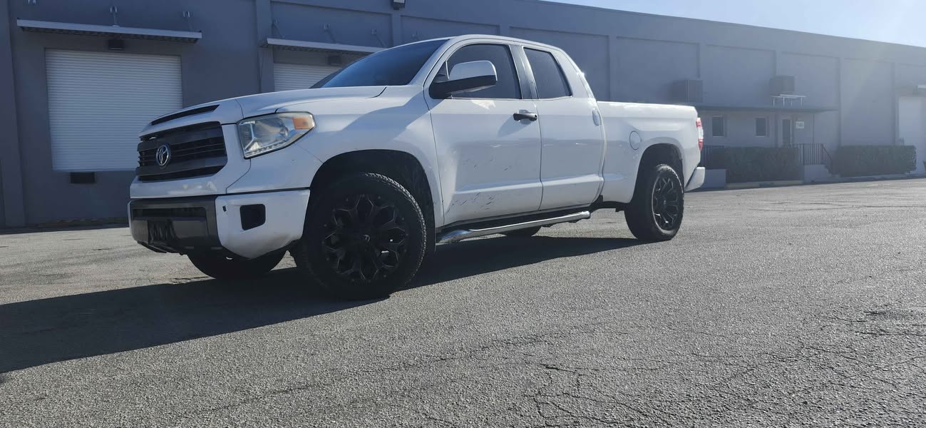 2014 Toyota Tundra Double Cab - SR Pickup 4D 6 1\/2 ft