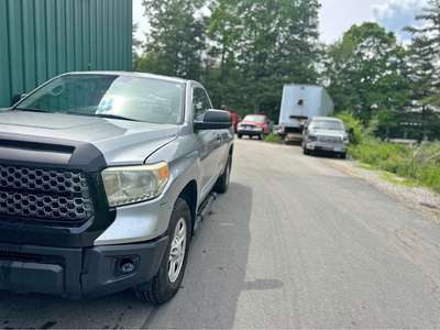 2014 Toyota Tundra Regular Cab - Pickup 2D 8 ft