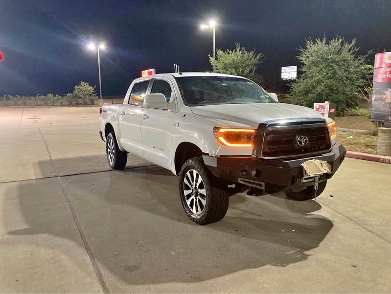 2010 Toyota Tundra CrewMax - SR5 Pickup 4D 5 1\/2 ft