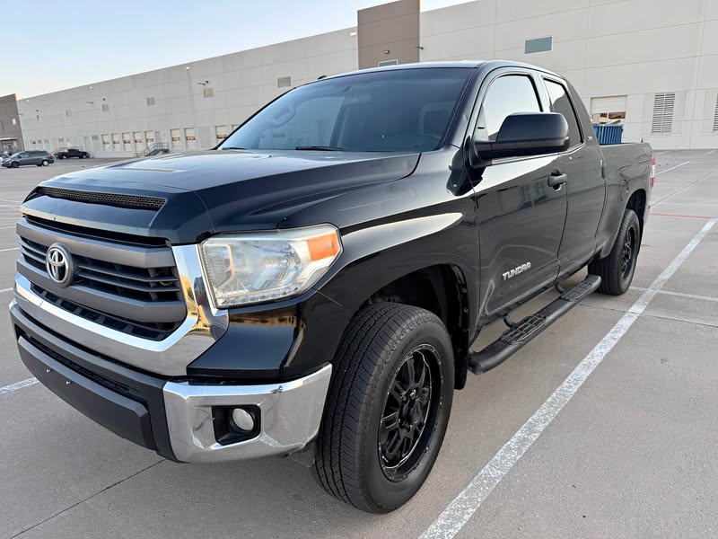 2015 Toyota Tundra Double Cab - Pickup 4D 6 1\/2 ft