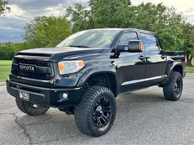 2016 Toyota Tundra CrewMax SR5 Pickup 4D 5 1\/2 ft