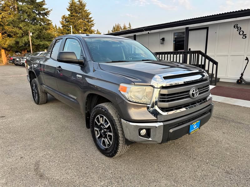 2014 Toyota Tundra - SR5 Pickup 4D 6 1\/2 ft