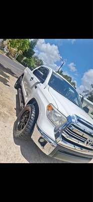 2016 Toyota Tundra - SR5 Pickup 2D 8 ft