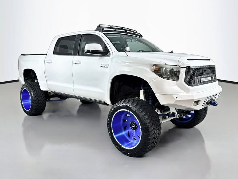 2014 Toyota tundra platinum - stock: 23463