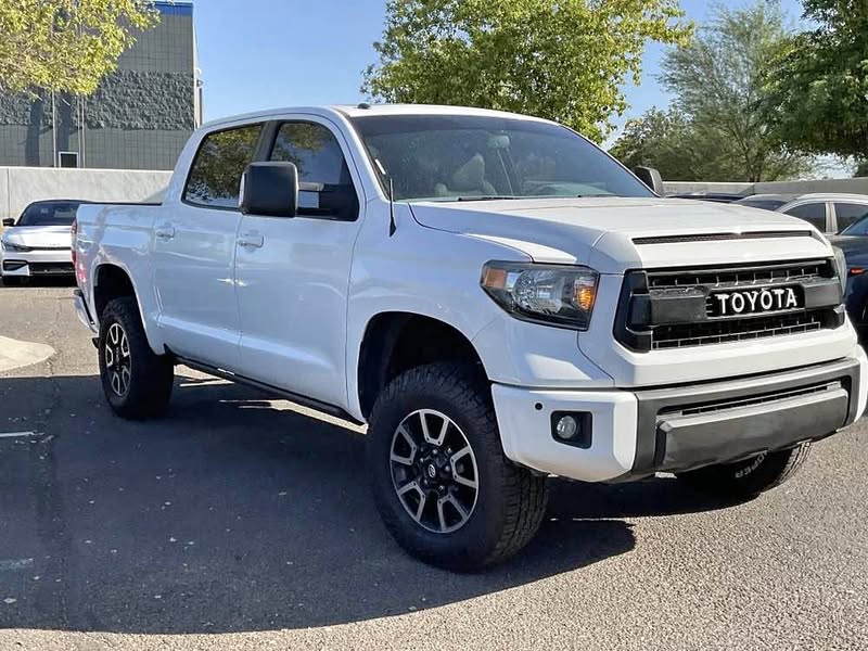 2014 Toyota Tundra - 4WD SR5 Long Bed