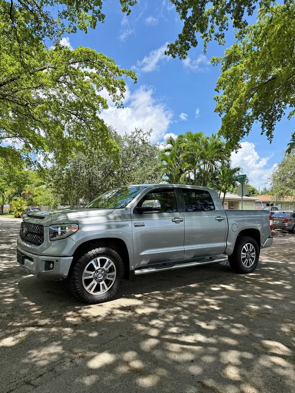 2019 Toyota Tundra CrewMax - Platinum Pickup 4D 5 1\/2 ft