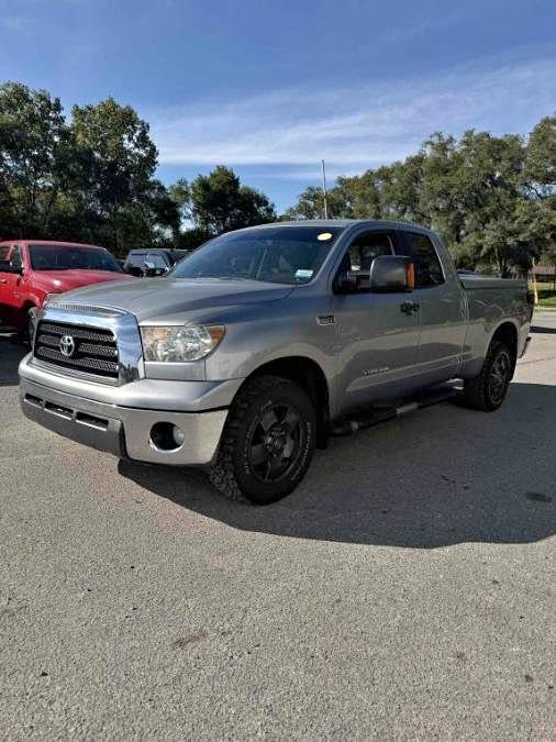 2007 Toyota tundra  - SR5