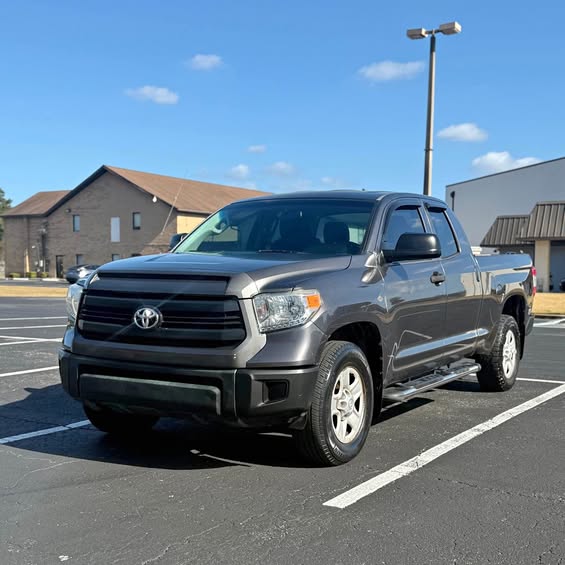 2014 Toyota Tundra - SR