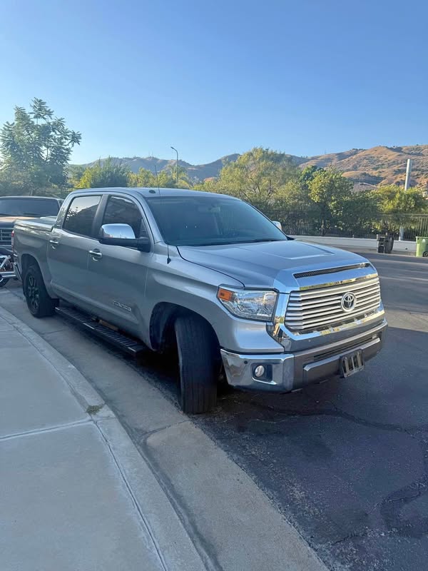 2016 Toyota Tundra CrewMax - Limited Pickup 4D 5 1\/2 ft