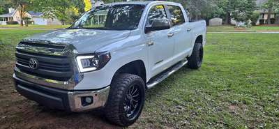 2014 Toyota Tundra CrewMax - Limited Pickup 4D 5 1\/2 ft