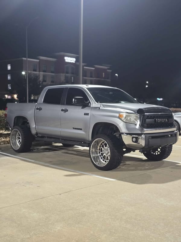 2016 Toyota Tundra CrewMax