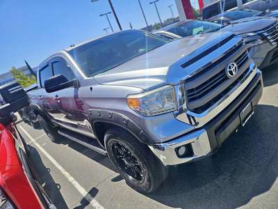 2014 Toyota Tundra CrewMax - SR5