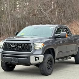 2018 Toyota Tundra SR5 Pickup 4D 6 1\/2 ft
