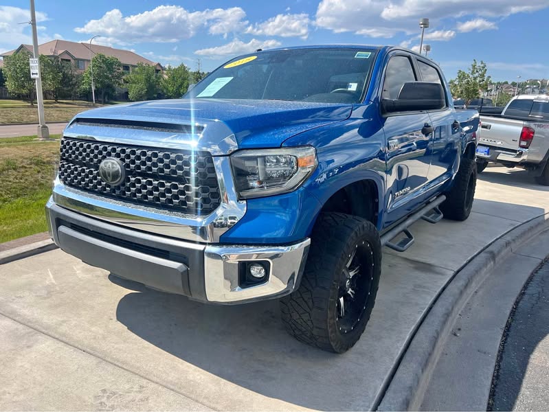 2018 Toyota Tundra CrewMax - SR5 Pickup 4D 5 1\/2 ft