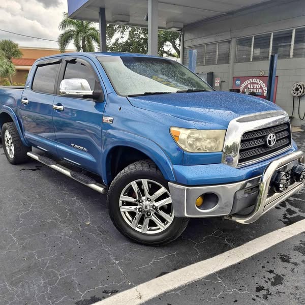 2008 Toyota TUNDRA SR5 CREWCAB