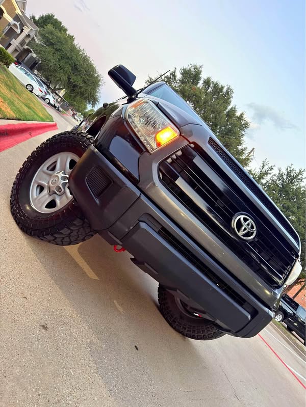 2014 Toyota Tundra Double Cab - Pickup 4D 8 ft