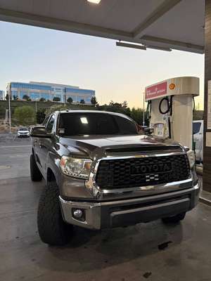 2015 Toyota Tundra CrewMax - SR5 Pickup 4D 5 1\/2 ft