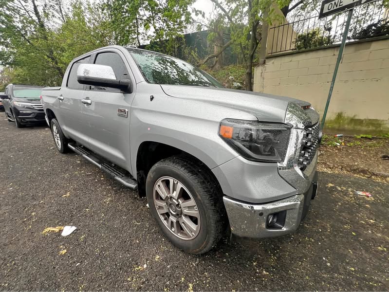 2014 Toyota Tundra - 1794 Edition
