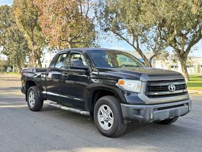 2016 Toyota Tundra CrewMax - SR5 Pickup 4D 5 1\/2 ft