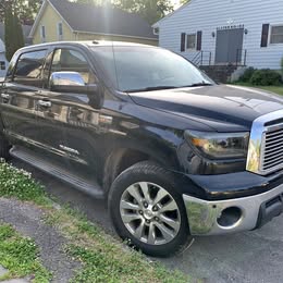 2011 Toyota tundra crewmax limited platinum ed. 220k miles