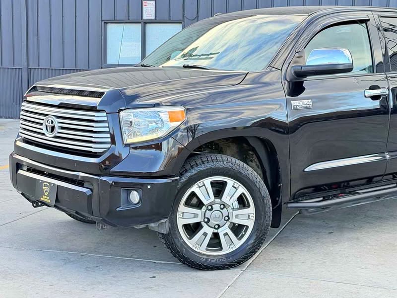 2014 Toyota Tundra CrewMax - Platinum Pickup 4D 5 1\/2 ft