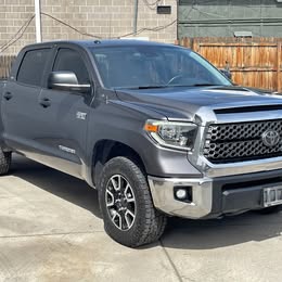 2018 Toyota TUNDRA SR5 4X4
