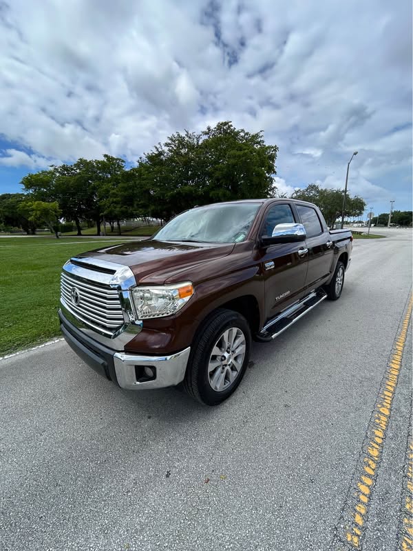 2015 Toyota Tundra Double Cab - Limited Pickup 4D 6 1\/2 ft