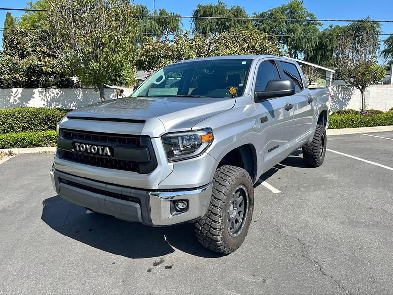 2016 Toyota Tundra - SR5