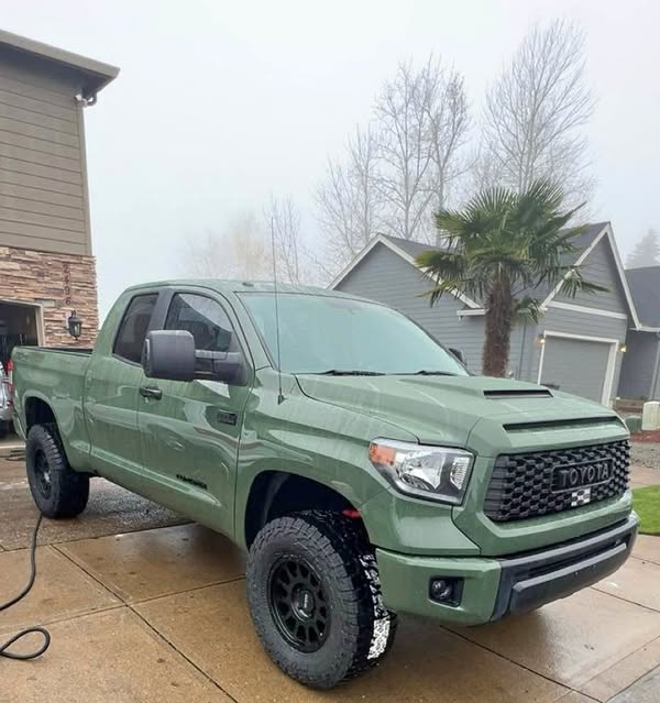 2014 Toyota Tundra Double Cab - SR5 Pickup 4D 6 1\/2 ft