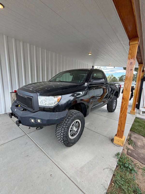 2010 Toyota Tundra Regular Cab - Pickup 2D 6 1\/2 ft