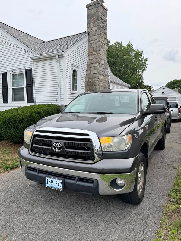 2011 Toyota Tundra Double Cab - SR5 Pickup 4D 6 1\/2 ft