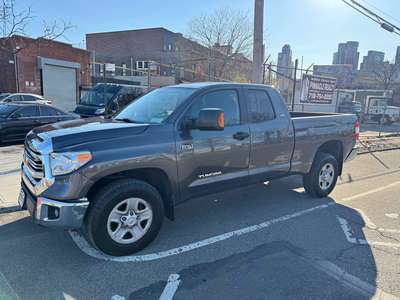 2016 Toyota Tundra - SR5 5.7L i-Force V8 Double Cab