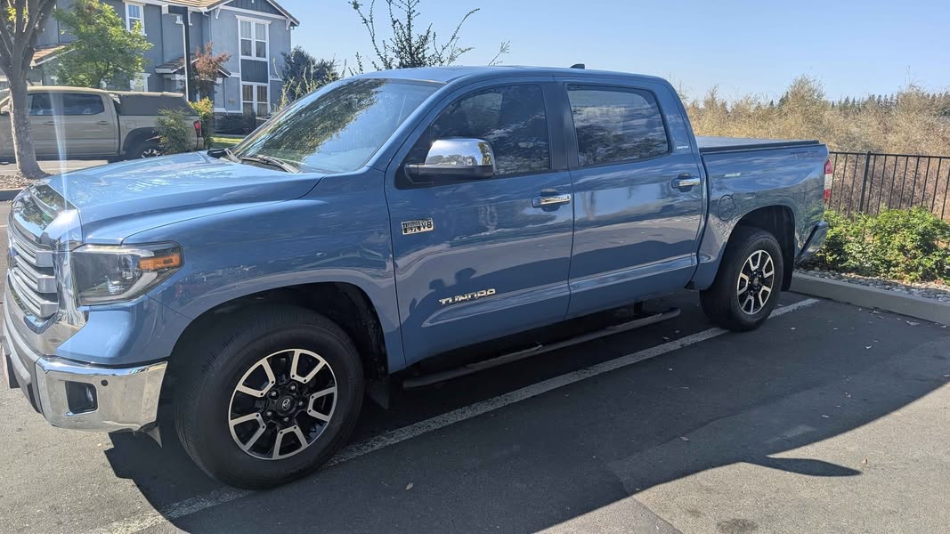 2021 Toyota Tundra - Pickup 4D 5 1\/2 ft
