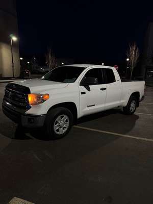 2016 Toyota Tundra Double Cab - SR5 Pickup 4D 6 1\/2 ft