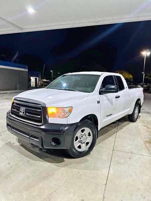2013 Toyota Tundra - Pickup 4D 8 ft