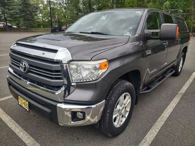 2015 Toyota Tundra CrewMax