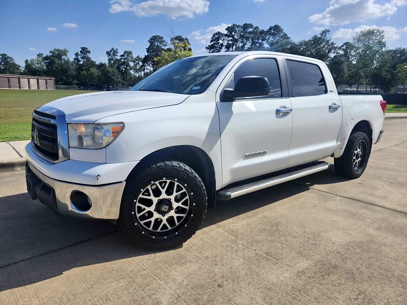 2012 Toyota Tundra CrewMax - Pickup 4D 5 1\/2 ft