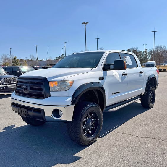 2012 Toyota Tundra CrewMax - Pickup 4D 5 1\/2 ft