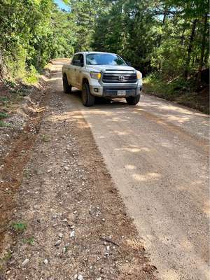 2016 Toyota Tundra CrewMax - SR5