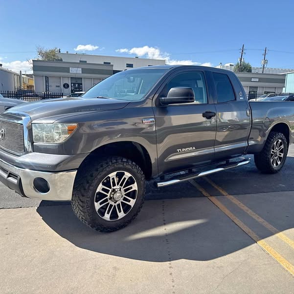 2013 Toyota Tundra Double Cab SR5