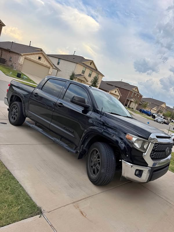 2018 Toyota Tundra Double Cab - SR5 Pickup 4D 6 1\/2 ft