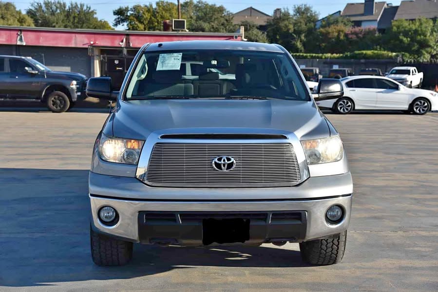 2013 Toyota Tundra - Long Bed