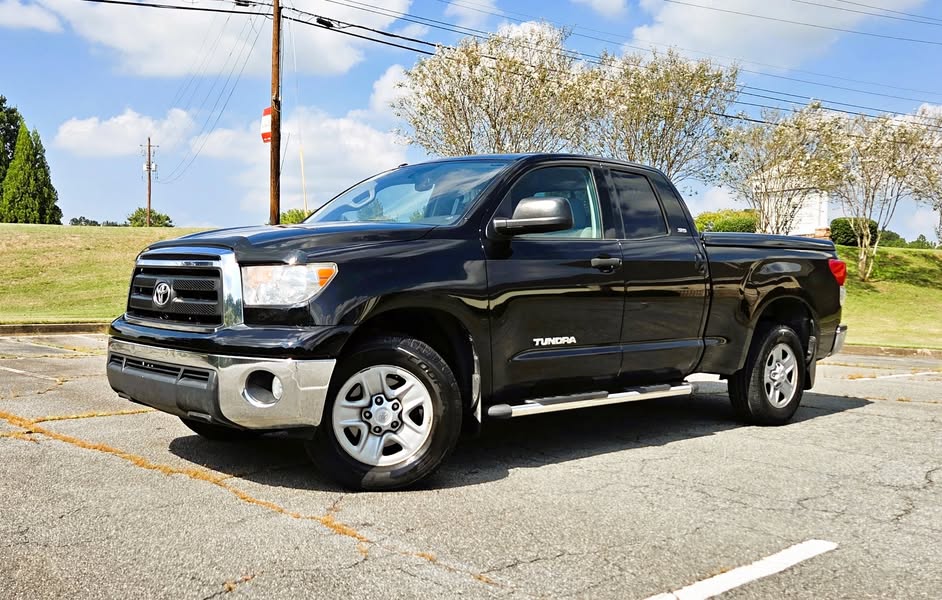 2012 Toyota tundra sr5 double cab - Sr5